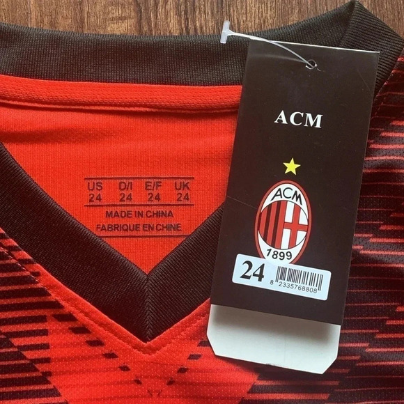 PULISIC AC MILAN Home Jersey 2023-24 Youth Kids Kit Small NWT - Picture 9 of 12